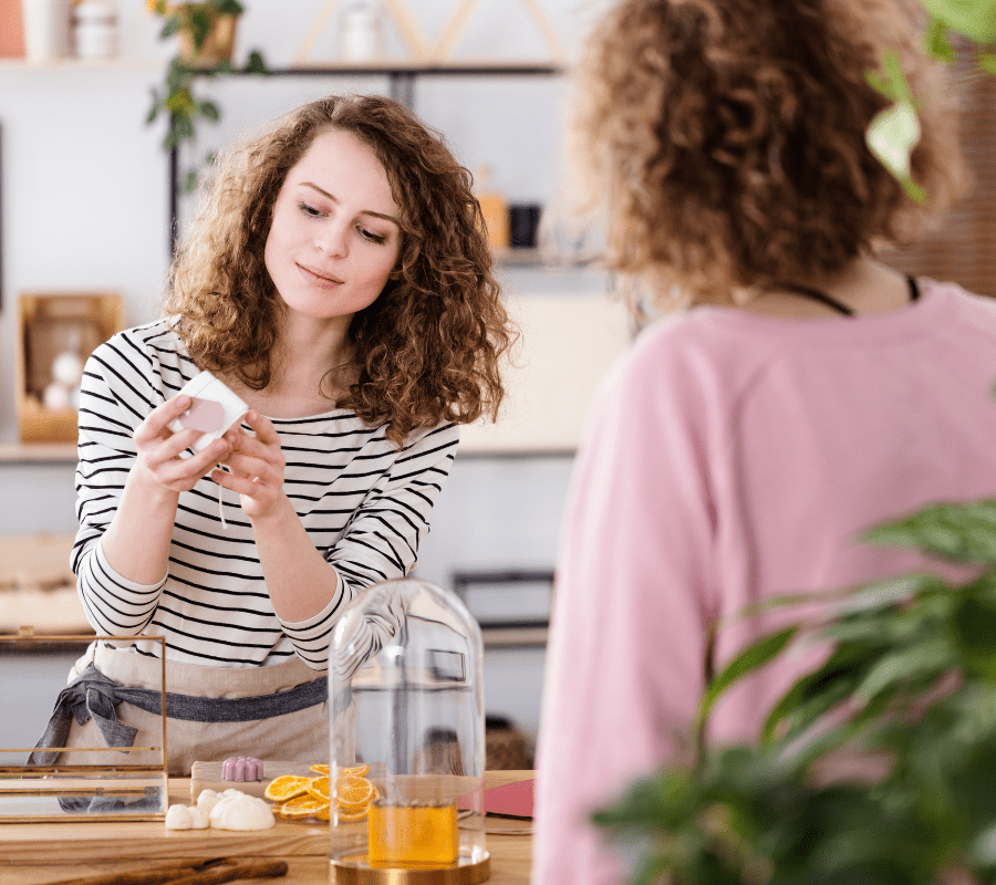 10 essential social skills I've learned as a waiter - selling skills